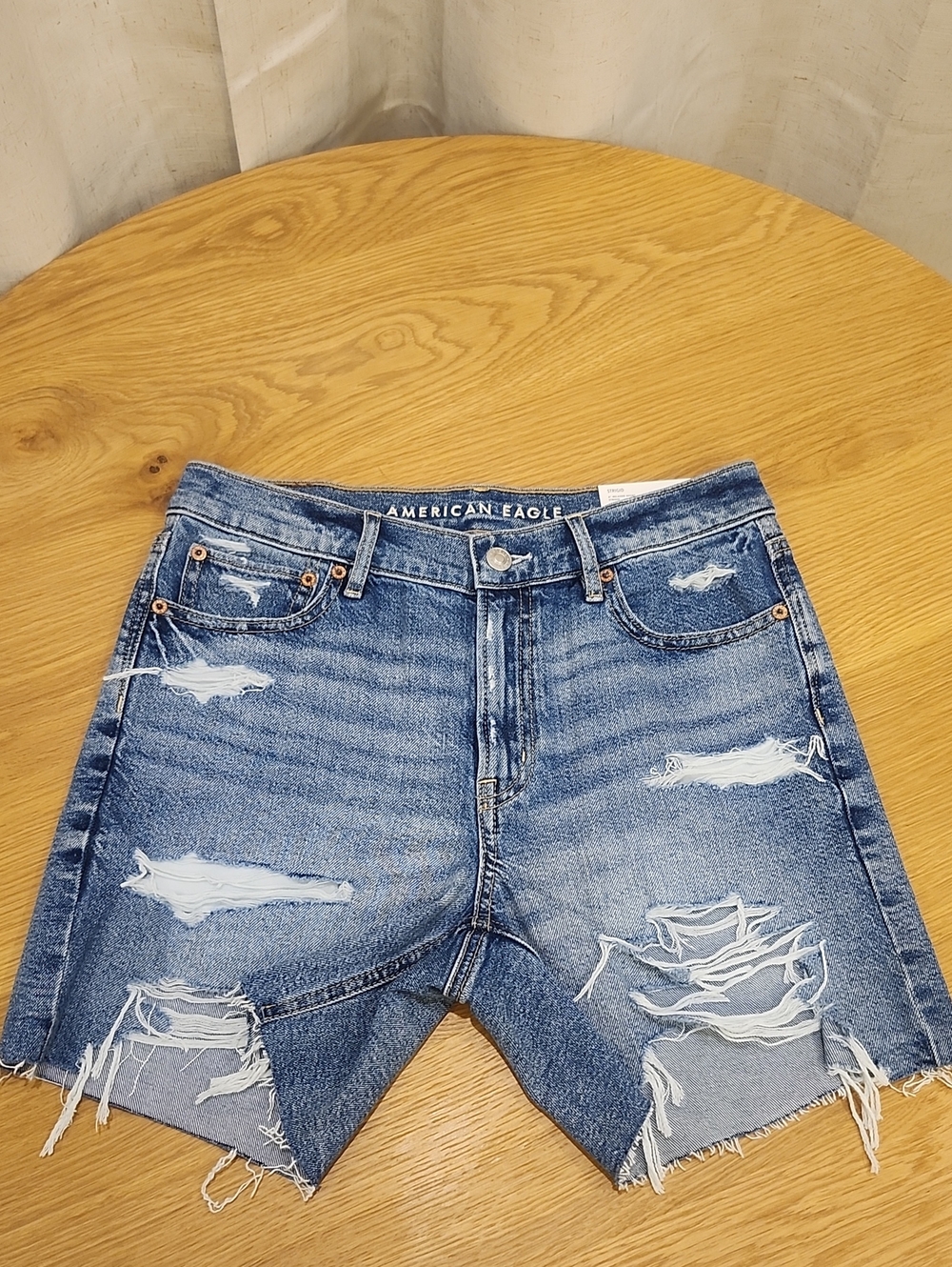 American Eagle Outfitters Women's Distressed Boyfriend Jeans Shorts Blue Size 4